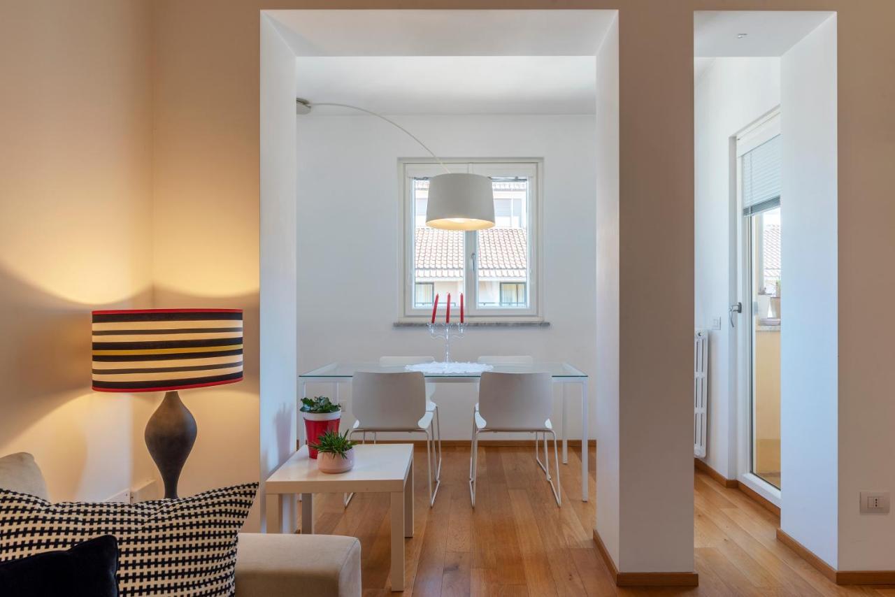Vaticano & San Pietro Balcony Apartment โรม ภายนอก รูปภาพ